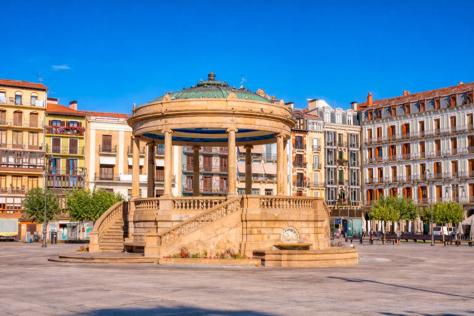 camping-baztan-pueblos-pamplona