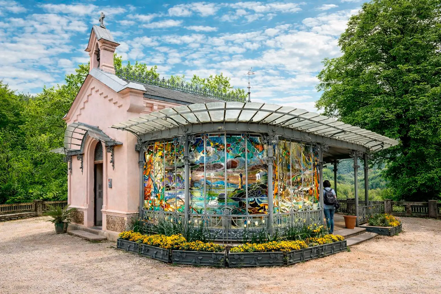 Capilla y cenador en el Señorío de Bertiz