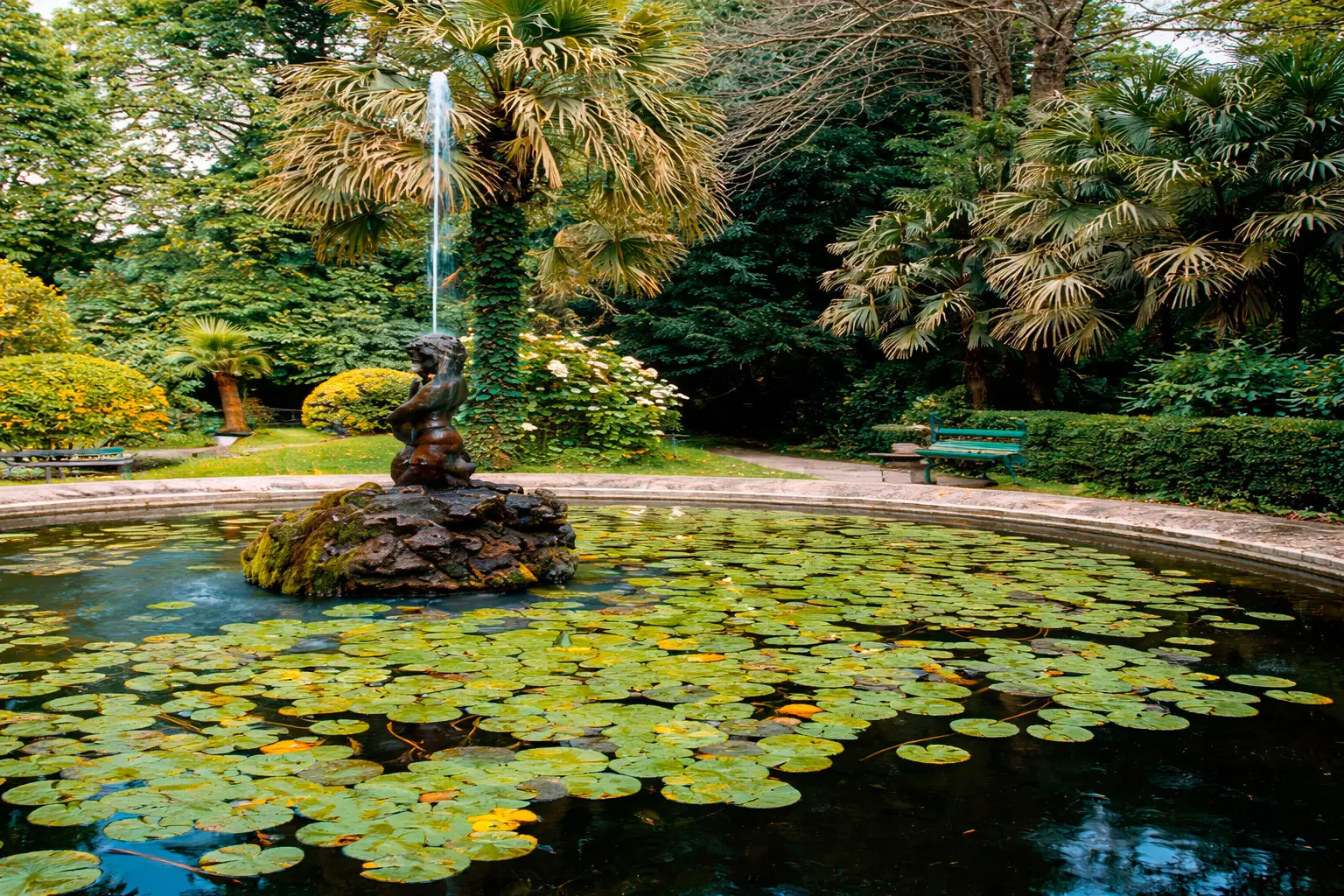 Estanque con fuente en el Señorío de Bertiz