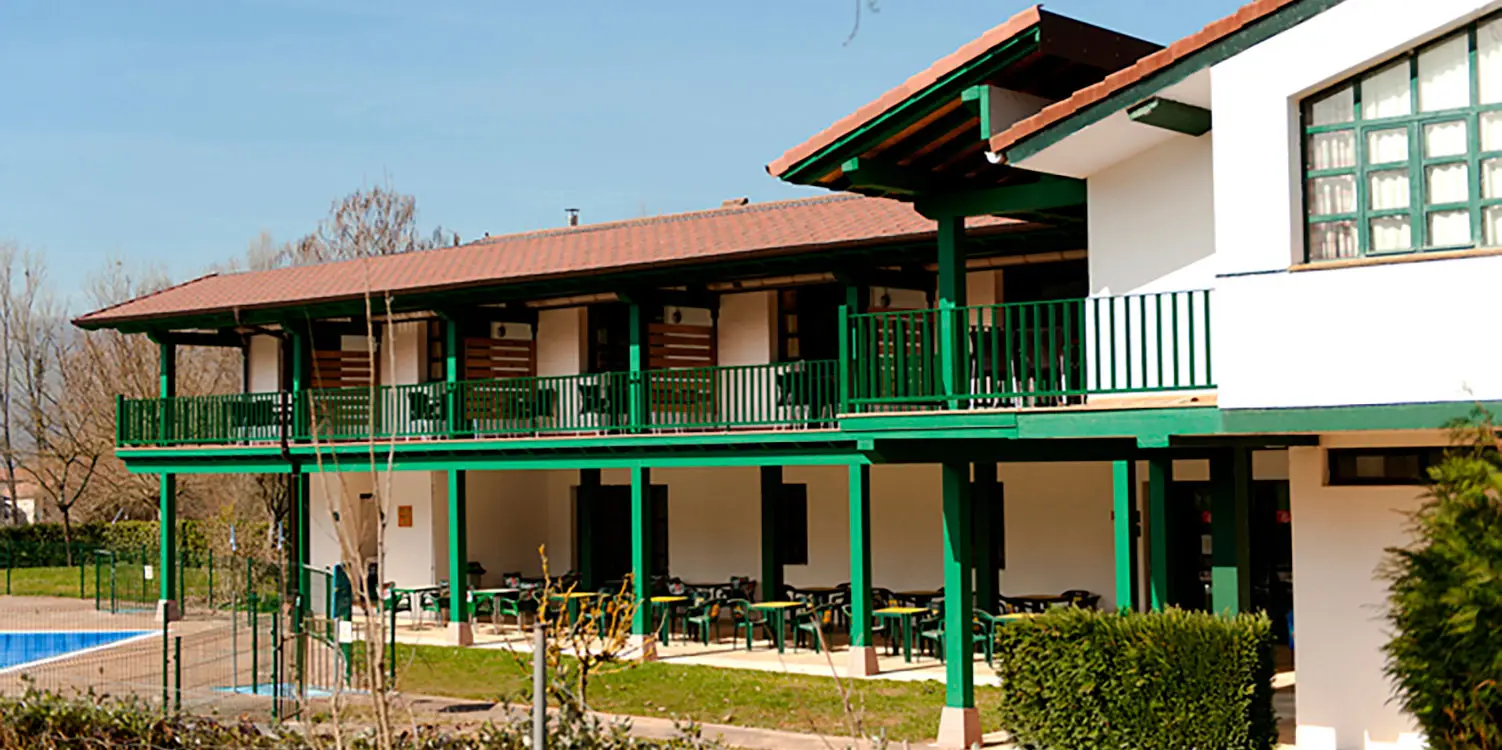 camping-baztan-servicios-hero